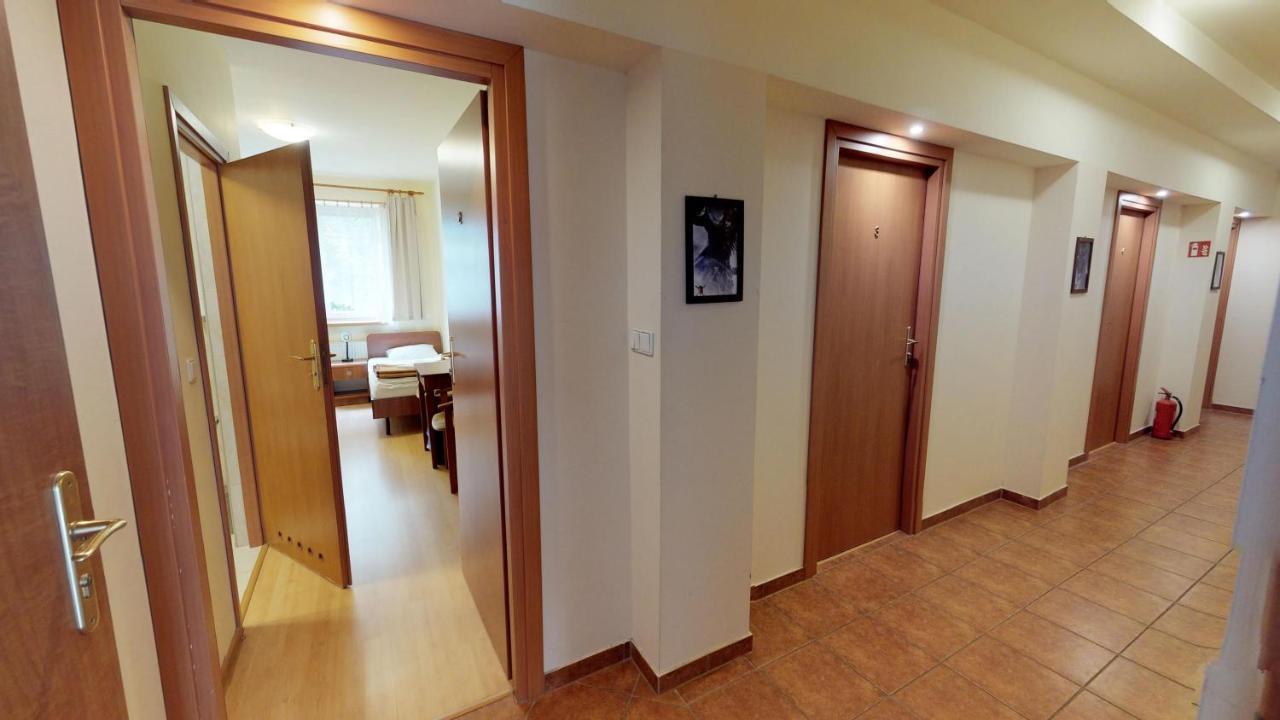 Noclegi Czarna Perla Kraków Exteriör bild